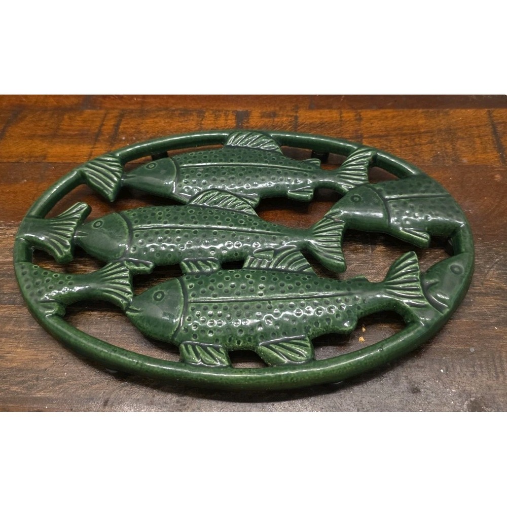 Home Essentials Green Cast Iron Fish Trivet 11x7 Wall Hanging Hot Pad Cabin
